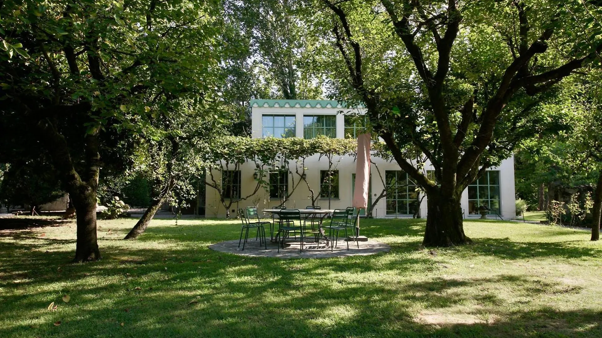 The Greenhouse Luxury Villa On Lake Como 0*,  Itália